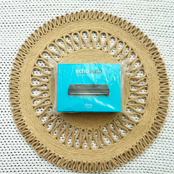 Amazon Echo Auto Alexa For Your Car Apple 2019 Bluetooth New Sealed In Box - Picture 1 of 6